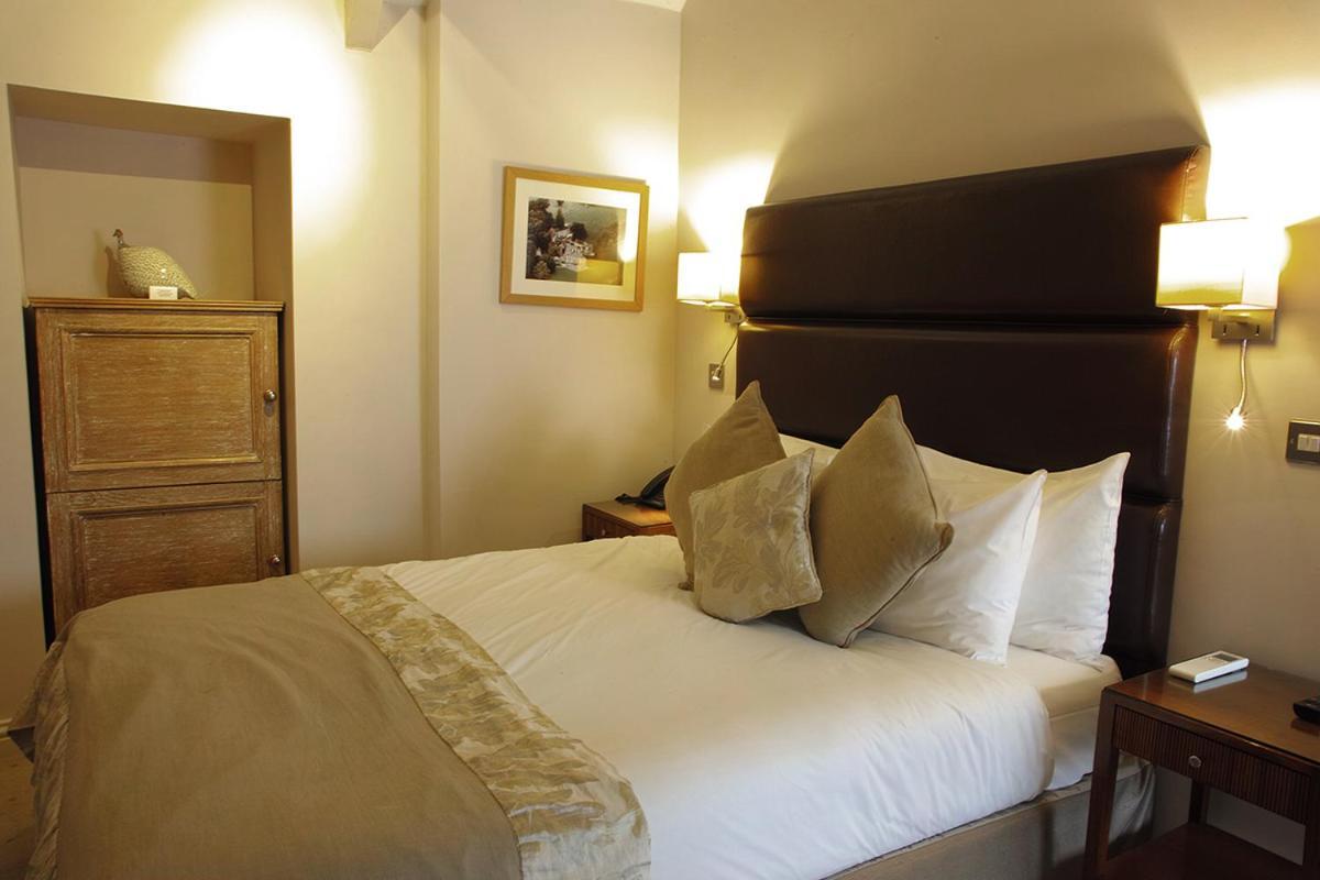 Tracy Park Hotel & Country Club Doynton Bagian luar foto